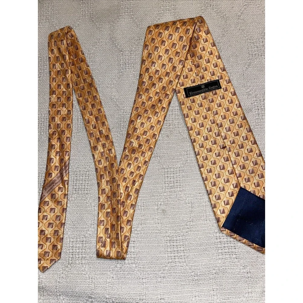 Ermenegildo Zegna Men’s Dress Tie Size 57” 3.5” Yellow Geometric Business Formal